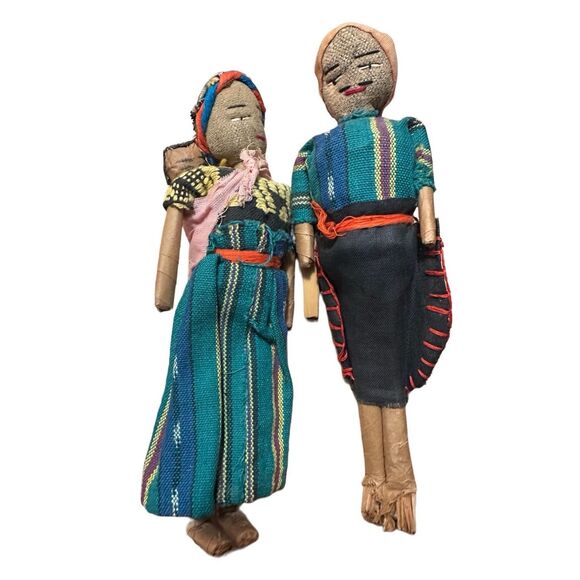 Two Handmade Folk Peruvian Dolls Mom Dad and Baby Vintage Fabric - Picture 2 of 15